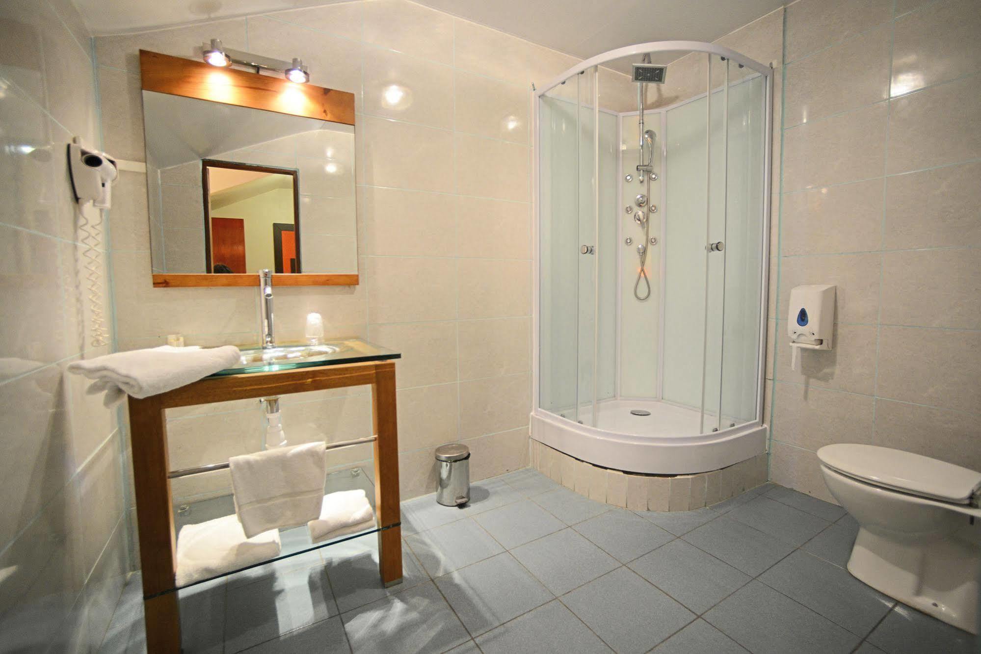 Central Hotel Kajenna Zewnętrze zdjęcie